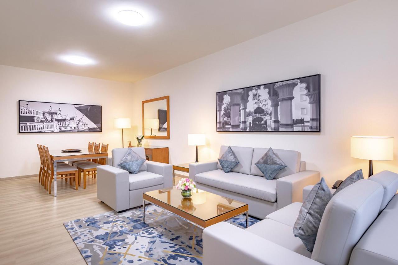 Golden Sands Suites Ντουμπάι Εξωτερικό φωτογραφία